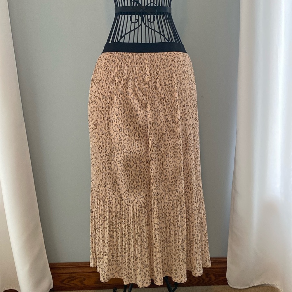 Pink & black full length pleated  flare skirt